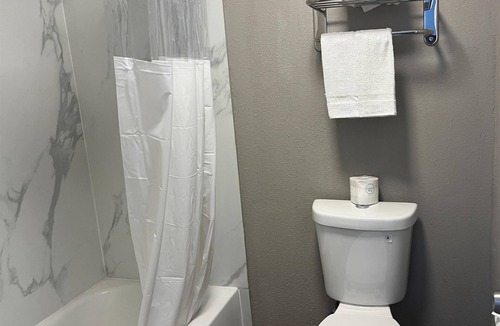 Hurricane Hotel | Studio 6 Suites Hurricane, Wv