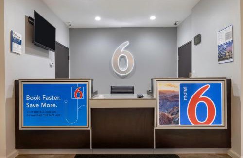 Texas City Hotel | Studio 6 Suites Texas City, TX I 45 South