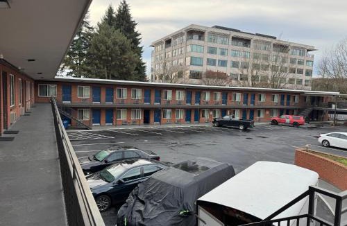 Downtown Vancouver Hotel | Studio 6 Suites Vancouver WA Waterfront