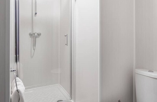 Middlesbrough Apartment | Studio 7 City Centre Fast WiFi Smart TV
