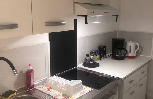 Paroisse Notre-Dame Apartment | Studio 7 - Rated 3 stars