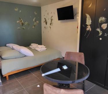 Santa Giulia House | STUDIO A 30O M de la plage de Santa Giulia