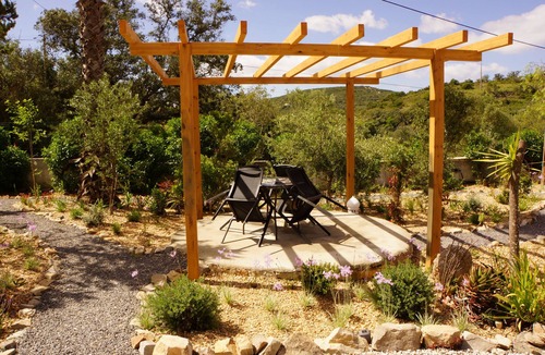 Telheiro Apartment | Studio apartment in the mountains 15 minutes from the beach, ideal for relaxing.