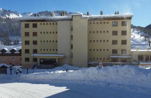 Montgenevre Apartment | Studio abordable proche pistes, balcon sud, animaux admis - FR-1-445-90