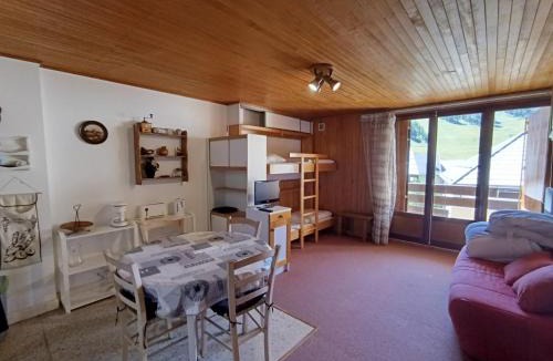 Montgenevre Apartment | Studio abordable proche pistes, balcon sud, animaux admis - FR-1-445-90