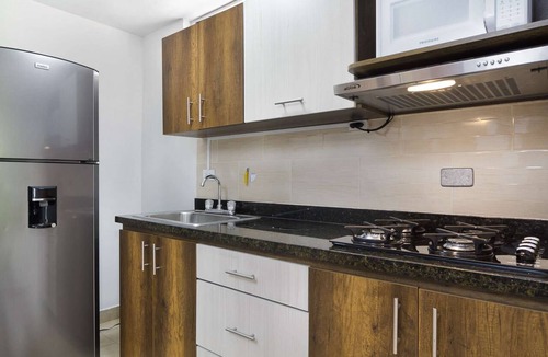 El Poblado Apartment | Studio AC Hot tub Exito Apartment AC Free Guests