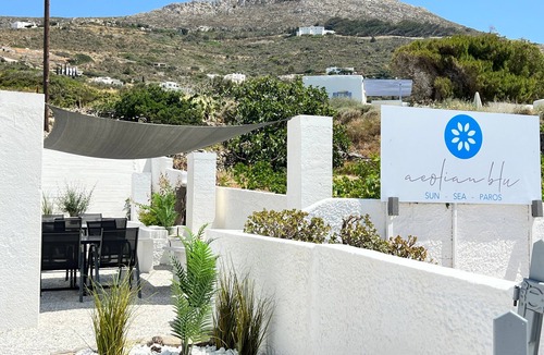 Parikia Apartment | Studio 'Aeolian Blu 3' with Sea View, Wi-Fi and Air Conditioning