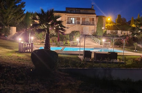 Roquebrune-sur-Argens Apartment | STUDIO Air-conditioned 2P Superb Pool BBQ Private garden in Roquebrune sur Argens