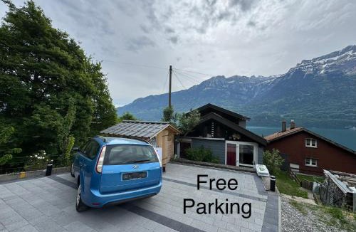 Niederried bei Interlaken Apartment | Studio am Brienzersee mit Kamin, Küche & Gratis Parking