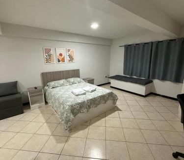 Volta Redonda Apartment | Studio amplo e aconchegante no bairro aterrado