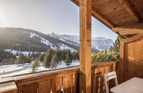 San Cassiano Apartment | Studio Apartment “Ciasa ai Pini 211” near Ski Lifts with Mountain View, Balcony & Sauna