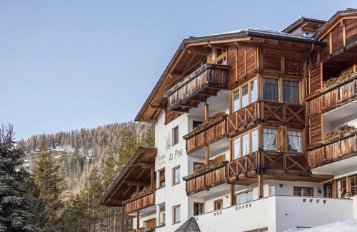 San Cassiano Apartment | Studio Apartment “Ciasa ai Pini 208” near Ski Lifts with Mountain View Garden & Sauna