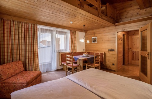 San Cassiano Apartment | Studio Apartment “Ciasa ai Pini 208” near Ski Lifts with Mountain View Garden & Sauna