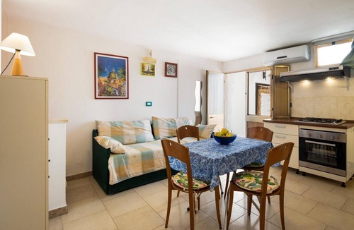 Santa Cesarea Terme Apartment | Studio Apartment 'Monolocale - Rosa Sea View in Villa' with Sea View, Wi-Fi & Air Conditioning