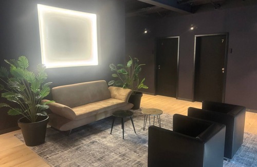 Parsberg Apartment | Studio Apartment '1' with Wi-Fi