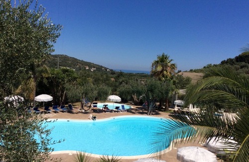 Peschici Condo | STUDIO APARTMENT 2/3 BEDS WITH PANORAMIC VIEW TOWARDS THE SEA