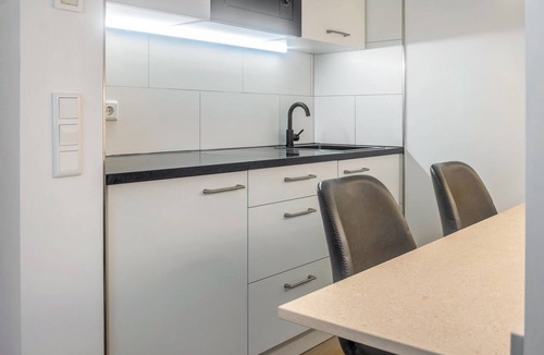 Parsberg Apartment | Studio Apartment '5' with Wi-Fi