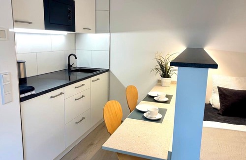 Parsberg Apartment | Studio Apartment '6' with Wi-Fi