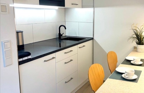 Parsberg Apartment | Studio Apartment '8' with Wi-Fi