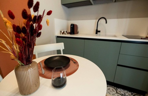 Mola di Bari Apartment | Studio Apartment 'Aria D'amare' with Wi-Fi and Air Conditioning