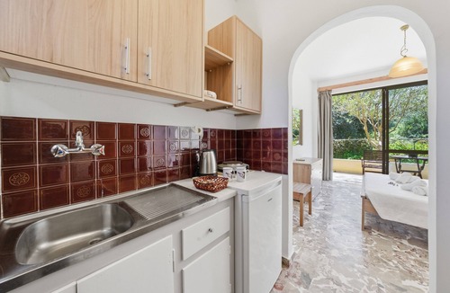 Melikia Apartment | Studio Apartment 'Alexandra Studio 8' with Private Balcony & Wi-Fi