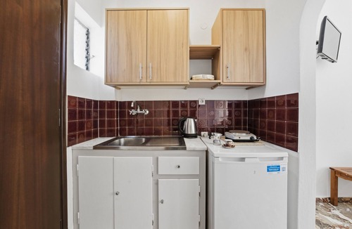 Melikia Apartment | Studio Apartment 'Alexandra Studio 7' with Private Balcony & Wi-Fi