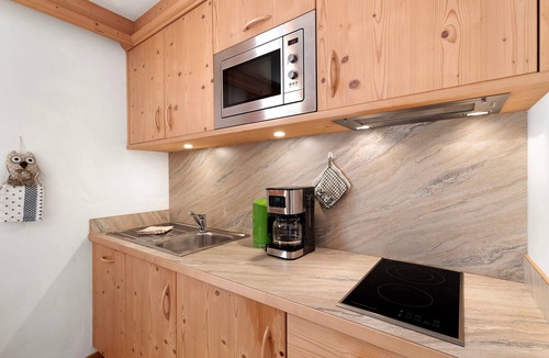 La Valle Apartment | Studio Apartment 'Apartment Ramei' with Mountain View, Shared Garden and Wi-Fi