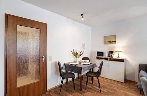Dobel Apartment | Studio Apartment "Appartement Arend" with Private Terrace