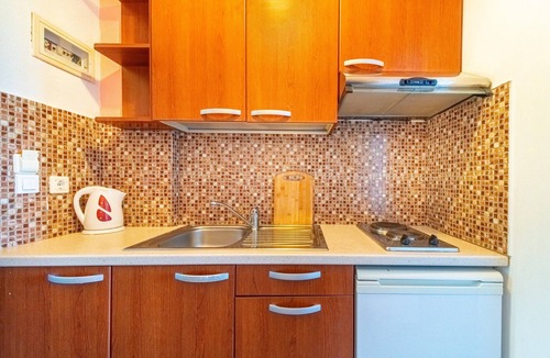 Paleokastritsa Apartment | Studio Apartment "Arianna Studio Ground Floor 4" with Sea View, Shared Pool & Wi-Fi