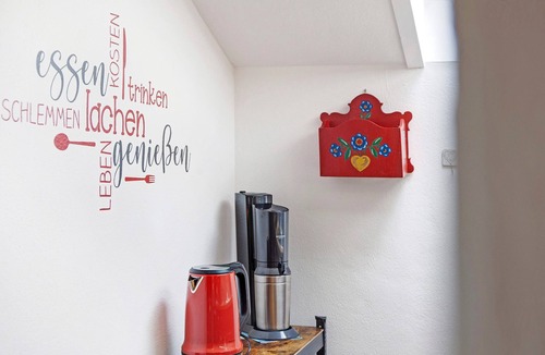 Untergrainau Apartment | Studio Apartment 'Aschaubichl - Anemone' with Mountain View, Balcony and Wi-Fi