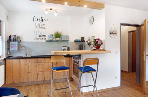 Untergrainau Apartment | Studio Apartment 'Aschaubichl – Enzian' with Mountain View, Balcony, and Wi-Fi