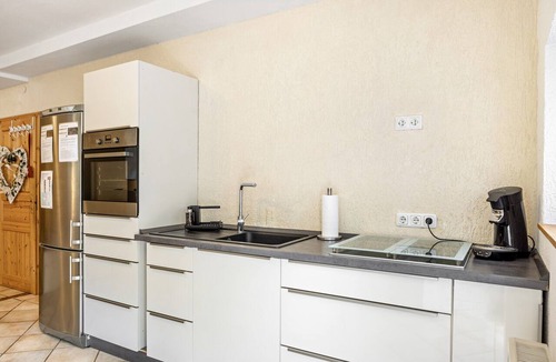 Waldeck Apartment | Studio Apartment "Belroki Ranch" with Sauna, Terrace, and Garden