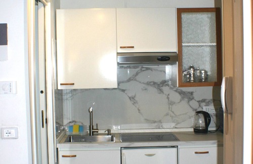 Castello Apartment | Studio Apartment "Casa Loredana" with Private Terrace & Wi-Fi