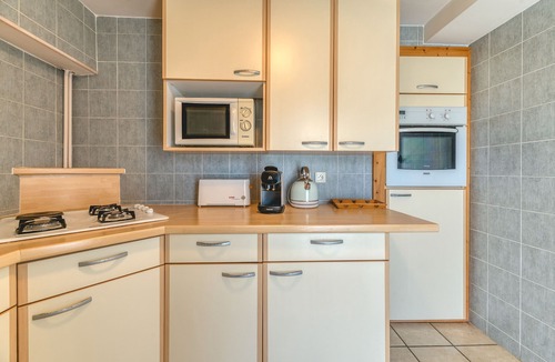 Jeux Apartment | Studio Apartment 'Chalet Crocus 32m2' with Private Terrace and Wi-Fi