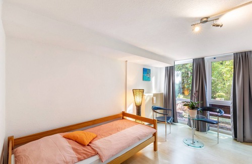 Linsengericht Apartment | Studio Apartment 'Spessartruhe' with Shared Terrace and Wi-Fi