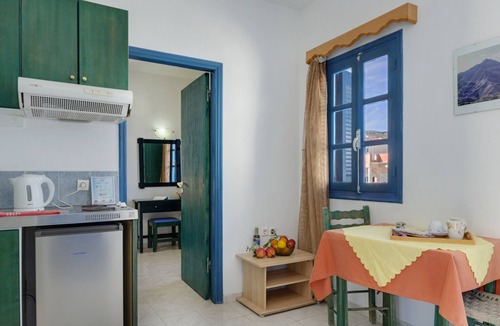 Diafani Apartment | Studio Apartment 'Double No 2' with Sea View, Wi-Fi and Air Conditioning