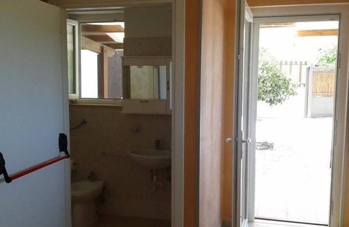 Agropoli Apartment | Studio-Apartment-Ensuite with Shower-Garden view-Arancio
