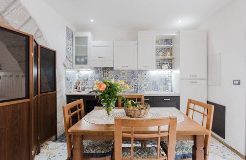 Calatafimi Apartment | Studio Apartment 'Flat Calatafimi Segesta' with Wi-Fi and Air Conditioning