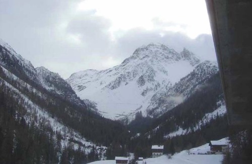 Grimentz Apartment | Studio apartment for 2-3 persons : Living room with 1 sofa-bed + 2 pull-down beds - kitchenette wit