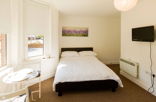 Eastleigh Apartment | Studio Apartment GF