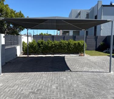 Bloubergstrand House | Studio Apartment in Cape Town