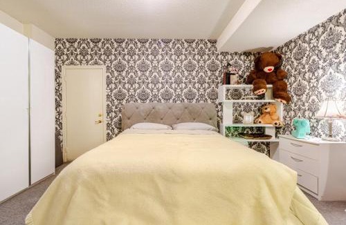 Little Portugal Apartment | Studio Apartment in Casa, semi-bsmt
