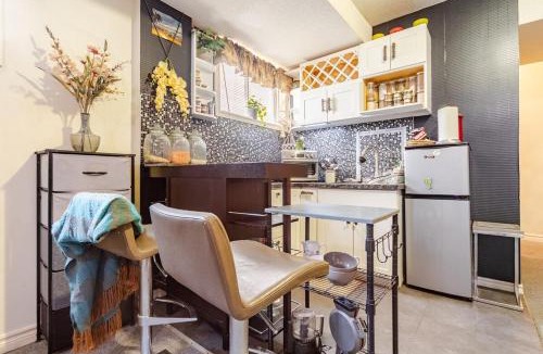 Little Portugal Apartment | Studio Apartment in Casa, semi-bsmt