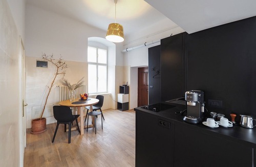 Historic Center Apartment | Studio apartment in old building - Lügenbrücke