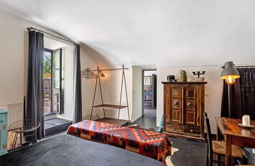 Schiazzano Apartment | Studio Apartment 'Villa Cangiani - La Lavanda' with Mountain View and Wi-Fi