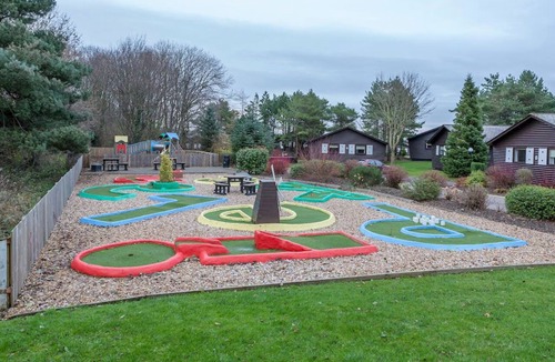 Carnforth Apartment | Studio Apartment | Lakeside Resort | Sleeps 2
