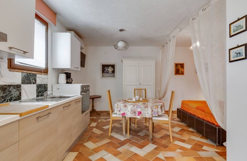 Pomarance Apartment | Studio apartment near the pool - L'Olmo