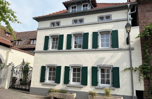 Grosskarlbach Apartment | Studio apartment "Osterberg" in the old winery