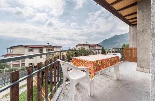 Aer Apartment | Studio Apartment Olivo Casa Demonti with Mountain View, Pool, Terrace & Wi-Fi