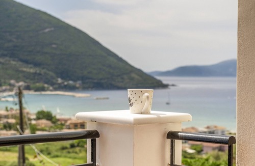 Vassiliki Apartment | Studio Apartment 'Panorama 3' with Sea View, Wi-Fi and Air Conditioning